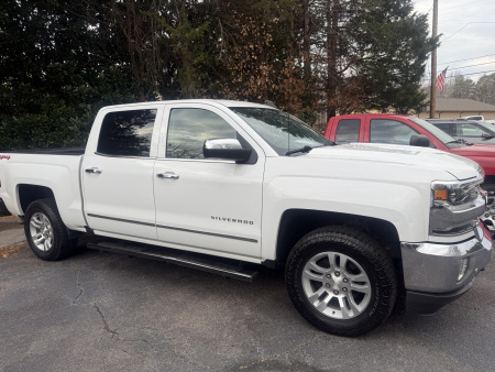 Used 2017 Chevrolet Chevrolet Silverado Truck