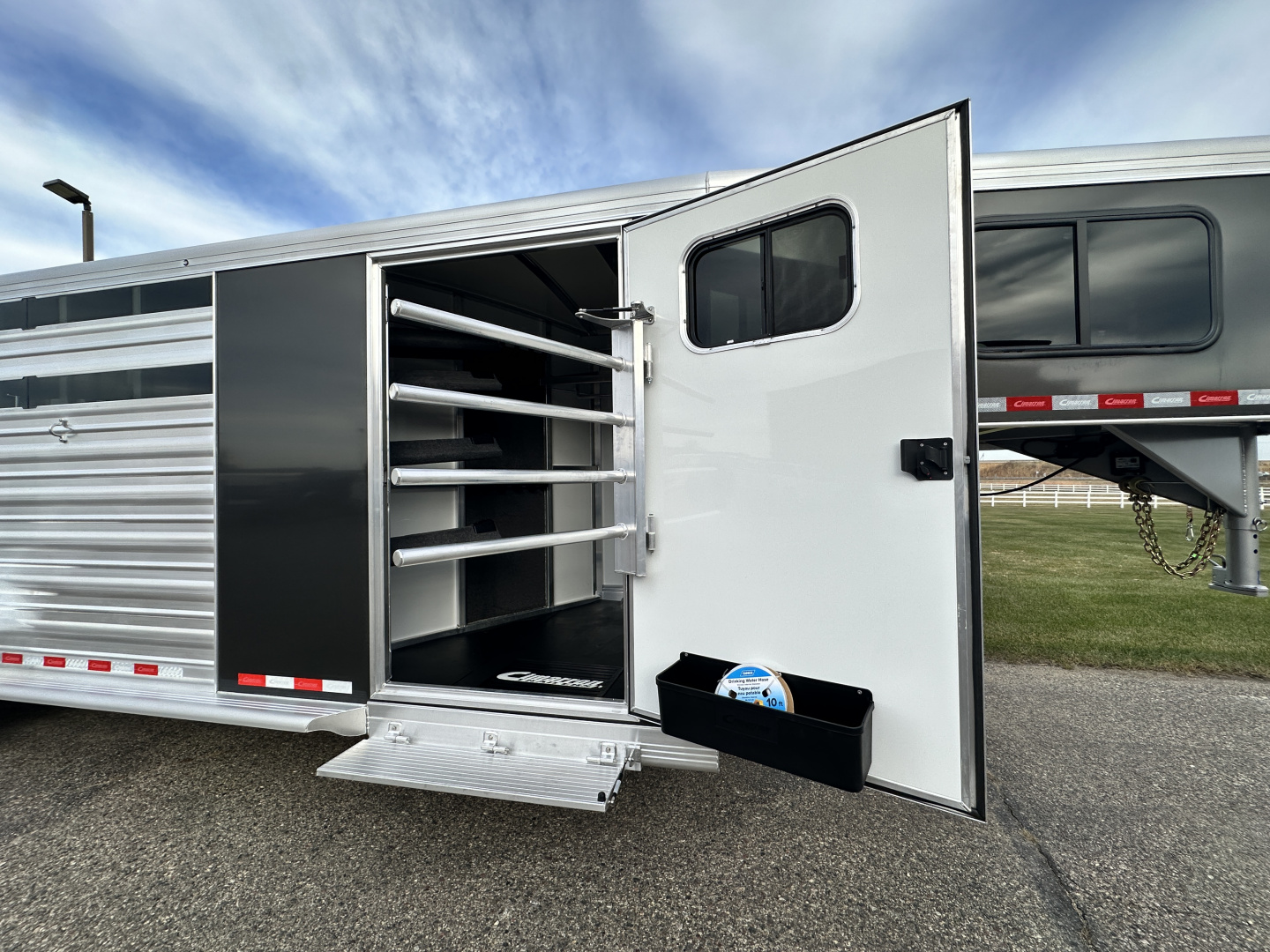 New 2026 Cimarron Trailers 7'x 24' Lonestar GN Stock / Stock Combo Trailer