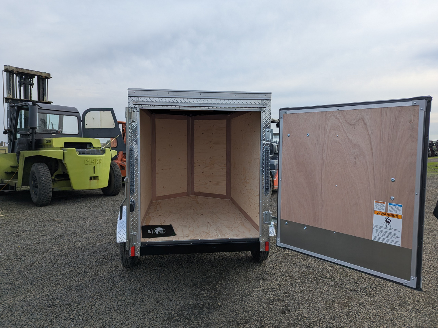 New 2026 CONTINENTAL CARGO VHW 4X6/2K SA Cargo / Enclosed Trailer