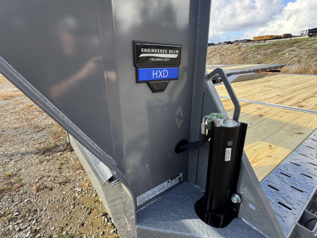 New 2026 Diamond C HXD 210 GOOSENECK Equipment Trailer, HYD JACKS, 23K GVWR