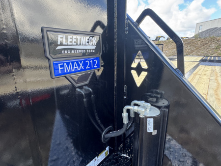 New 2026 Diamond C FMAX212 Flatbed Trailer, HYD DOVETAIL, HYD JACKS, ALUMINUM OUTER WHEELS