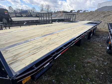 New 2026 Diamond C FMAX212 Flatbed Trailer, HYD DOVETAIL, HYD JACKS, ALUMINUM OUTER WHEELS