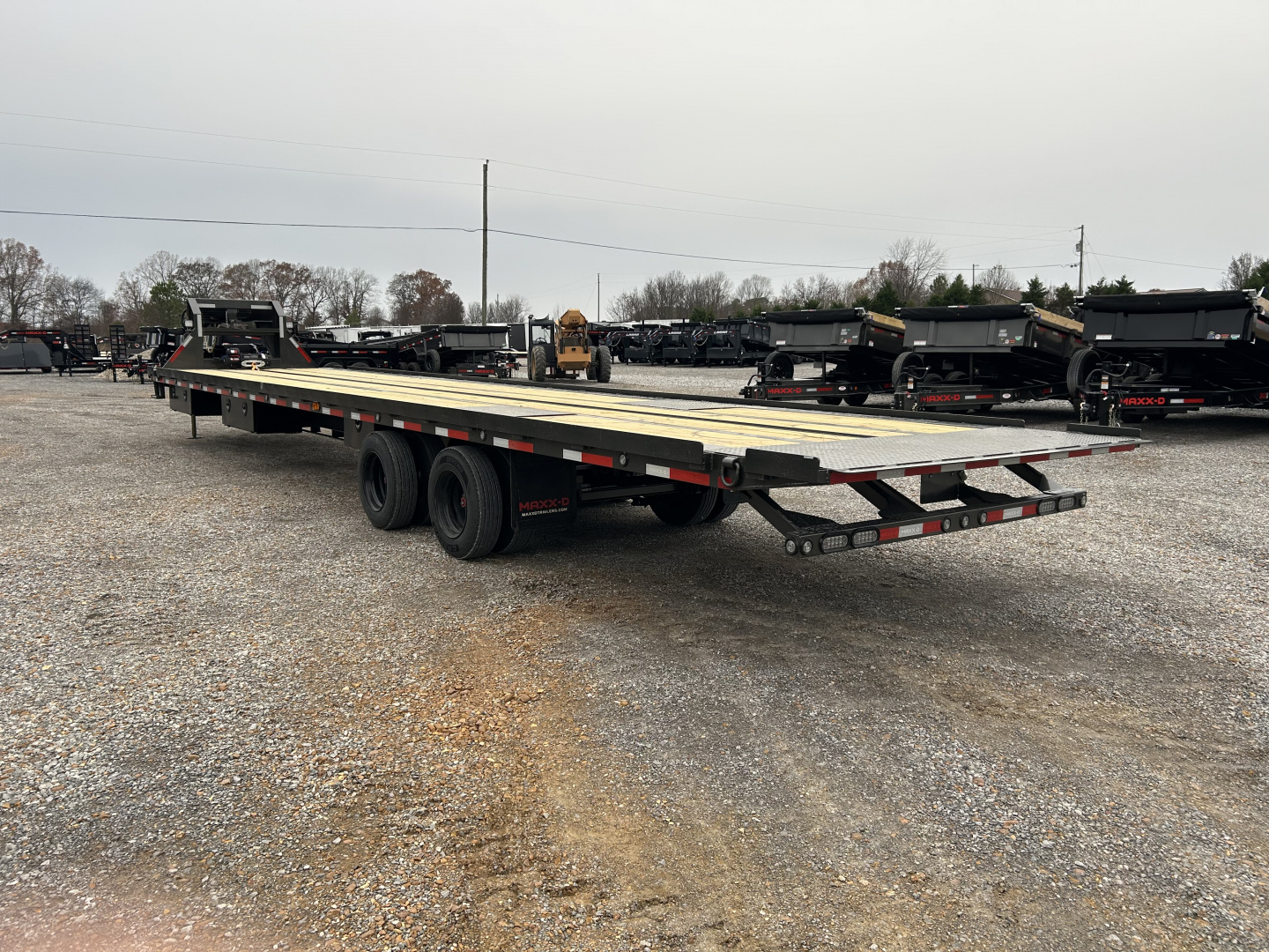 New 2026 MAXXD 102"X40' 30K Full Tilt Container Gooseneck Trailer