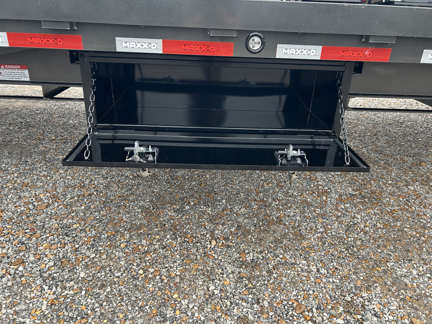 New 2026 MAXXD 102"X40' 30K Full Tilt Container Gooseneck Trailer