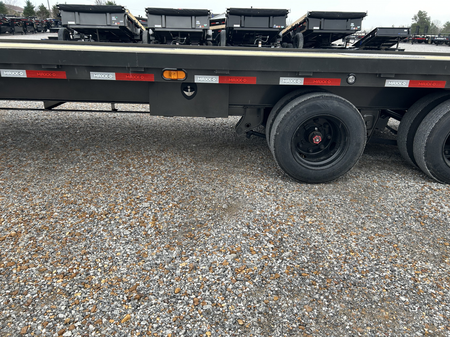 New 2026 MAXXD 102"X40' 30K Full Tilt Container Gooseneck Trailer