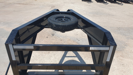 New 2026 PJ 102”x25’ Quest Gooseneck Flatbed w/ Singles – LQ