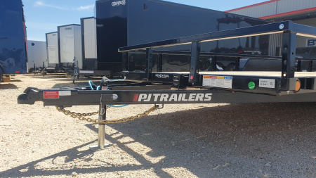 New 2026 PJ 83"x18' Tandem Axle Utility Trailer - UL