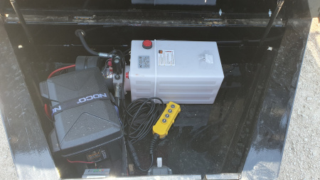 New 2026 PJ 83"x14' BP Tandem Axle Low Pro Telescopic Dump w/ 48" Sides – DT Voyager Package