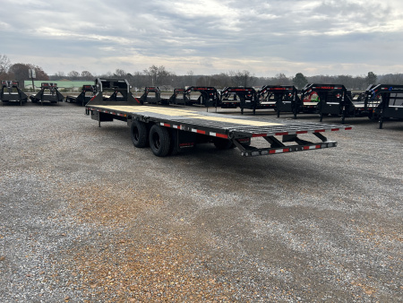 New 2026 MAXXD Hydraulic Dovetail Gooseneck Trailer | 32' x 102' 25.9K GVWR