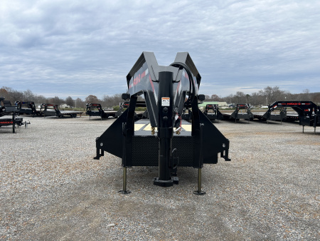 New 2026 MAXXD Hydraulic Dovetail Gooseneck Trailer | 32' x 102' 25.9K GVWR