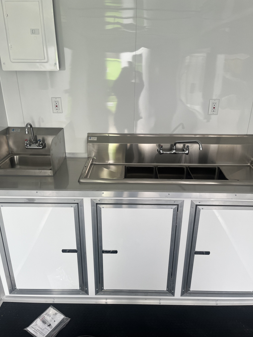 New 2026 Steel Pines Cargo 7x14 TA , 7' interior height, 35k axles, .080 polycore Concession