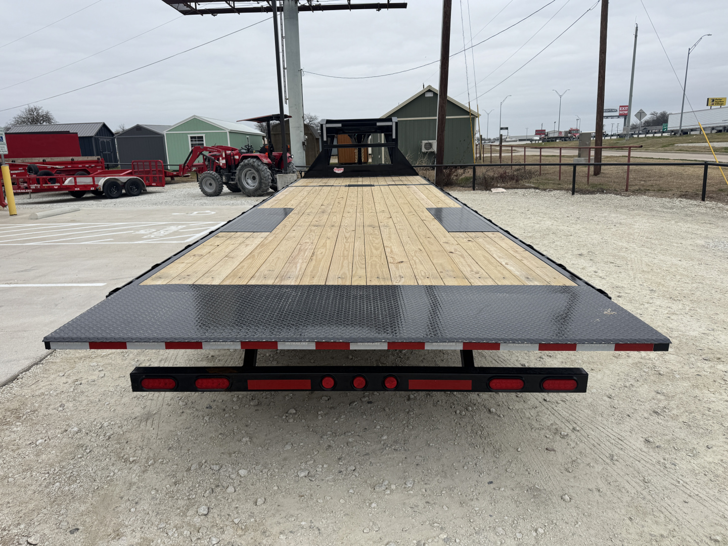 New 2025 PJ 102"x22' Deckover Hydraulic Tilt Trailer – T8