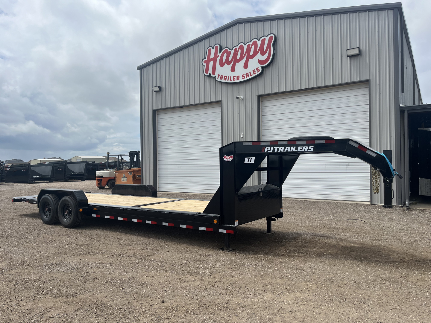 New 2026 PJ 82"x24' Gooseneck HD Equipment Tilt Trailer – TJ