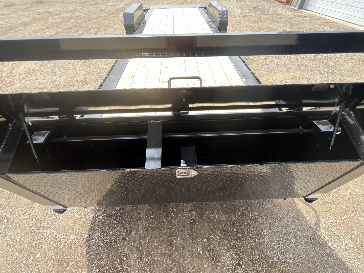 New 2026 PJ 82"x24' Gooseneck HD Equipment Tilt Trailer – TJ