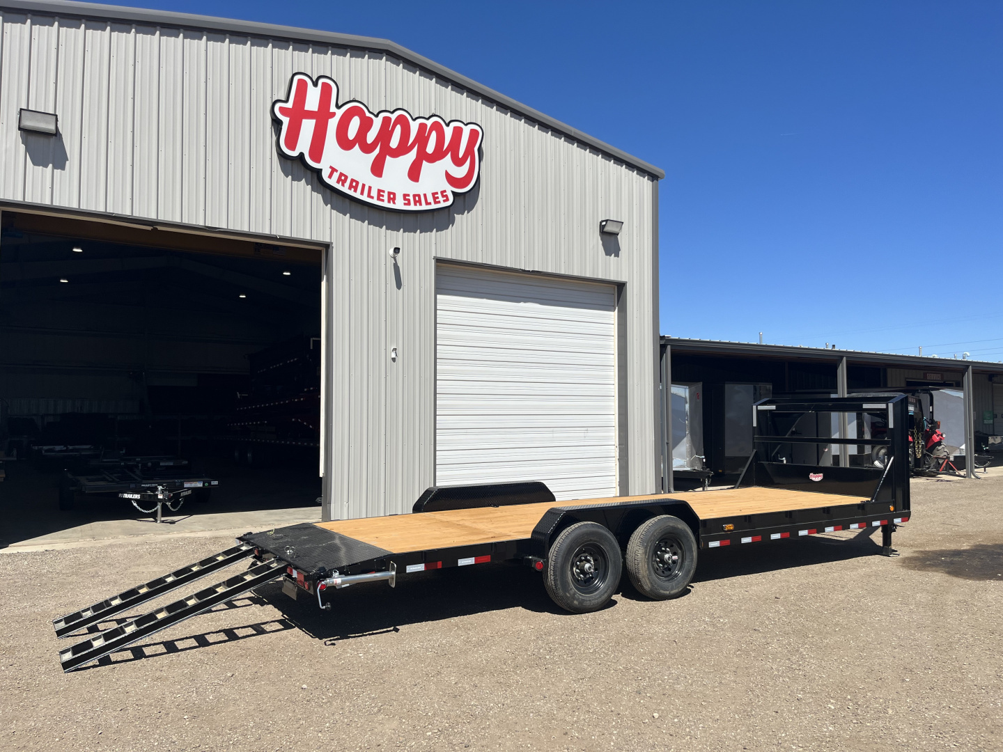 New 2026 PJ 83"x24' Gooseneck Channel Equipment Trailer – CC