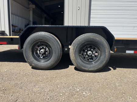 New 2026 PJ 83"x24' Gooseneck Channel Equipment Trailer – CC