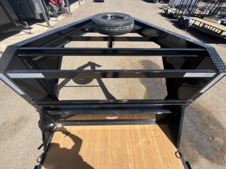 New 2026 PJ 83"x24' Gooseneck Channel Equipment Trailer – CC