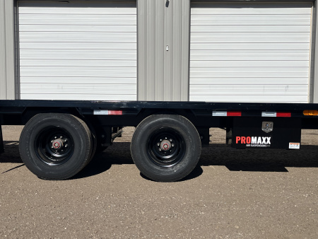 New 2026 PJ 102"x40' GN Low-Pro Air-Ride Flatbed w/ Duals - LD