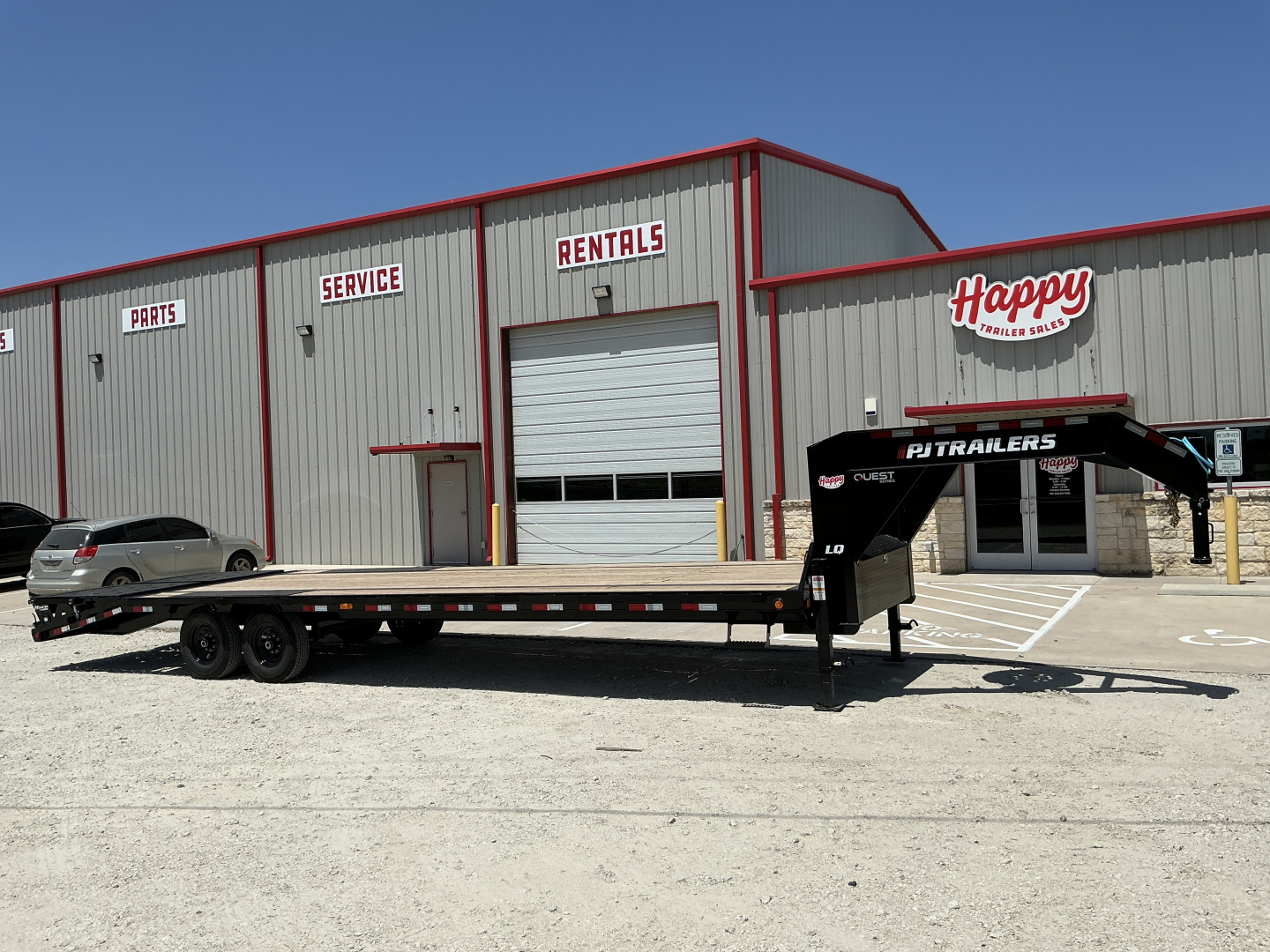 New 2026 PJ 102”x30’ Quest Gooseneck Flatbed w/ Singles – LQ