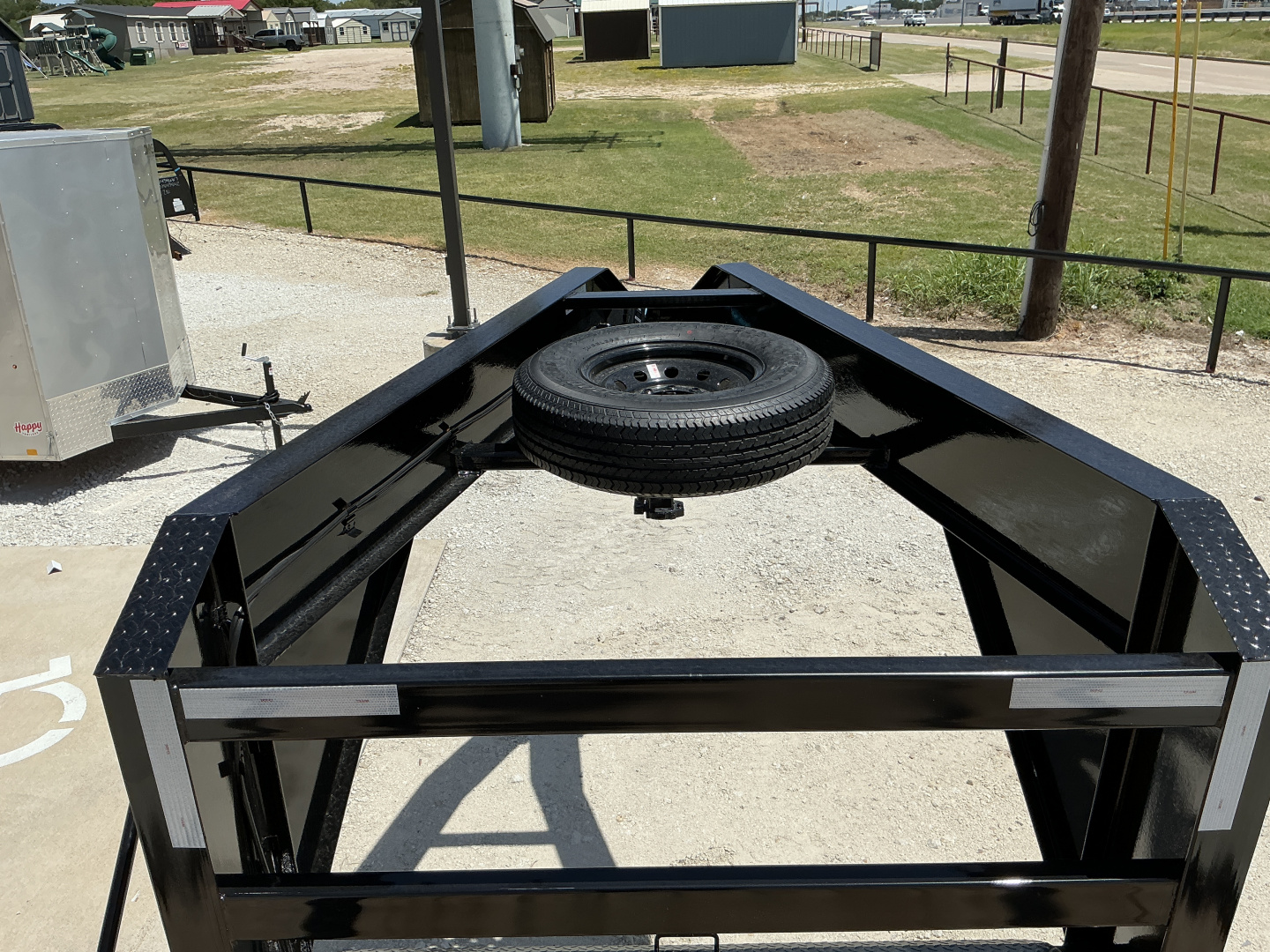 New 2026 PJ 102”x30’ Quest Gooseneck Flatbed w/ Singles – LQ