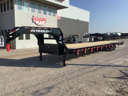 New 2026 PJ 102"x40' GN Low-Pro Flatbed w/ Singles - LS