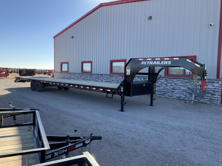 New 2026 PJ 102 x40' GN Low-Pro Flatbed w/ Singles - LS