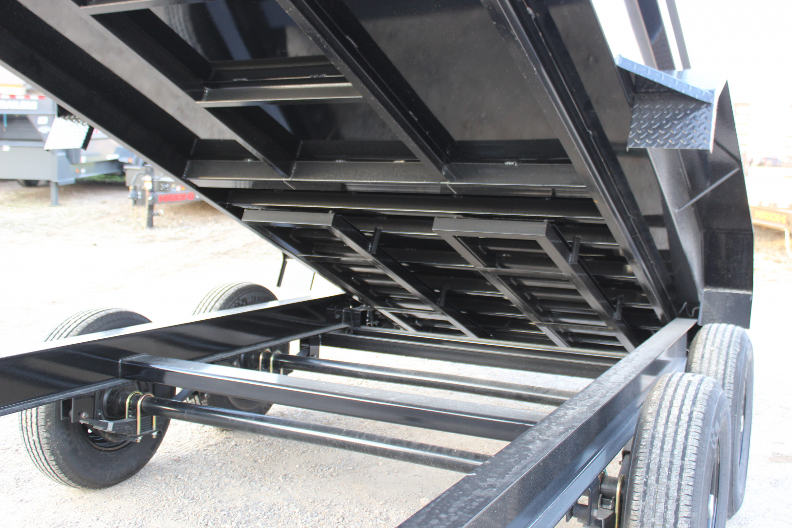 New 2026 PJ TRAILERS 83" x 14' DT Dump Trailer