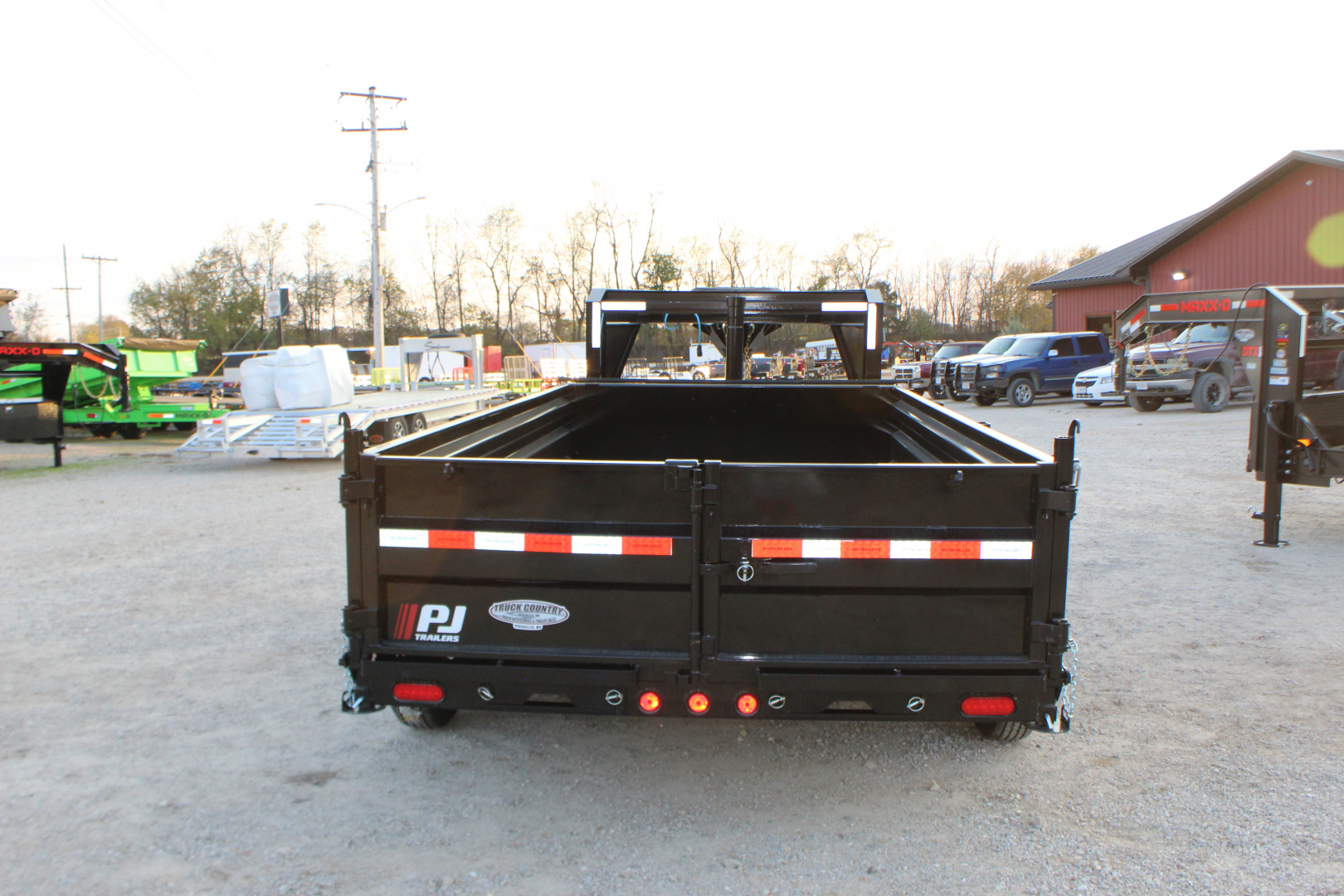 New 2026 PJ TRAILERS 83" x 14' DT Dump Trailer