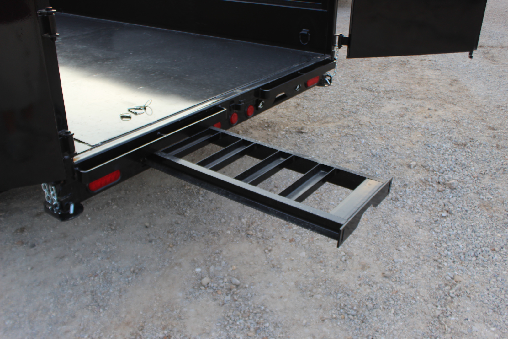 New 2026 PJ TRAILERS 83" x 14' DT Dump Trailer