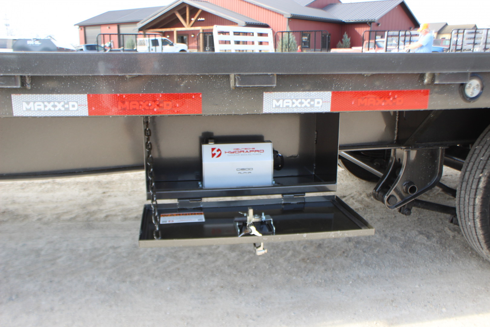 New 2026 MAXX-D LHX 34' 40k Gooseneck Flatbed Trailer