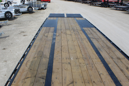 New 2026 MAXX-D LHX 34' 40k Gooseneck Flatbed Trailer