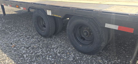 Used Repo 2023 Big Tex Trailers 25GN-20+5 Flatbed Trailer