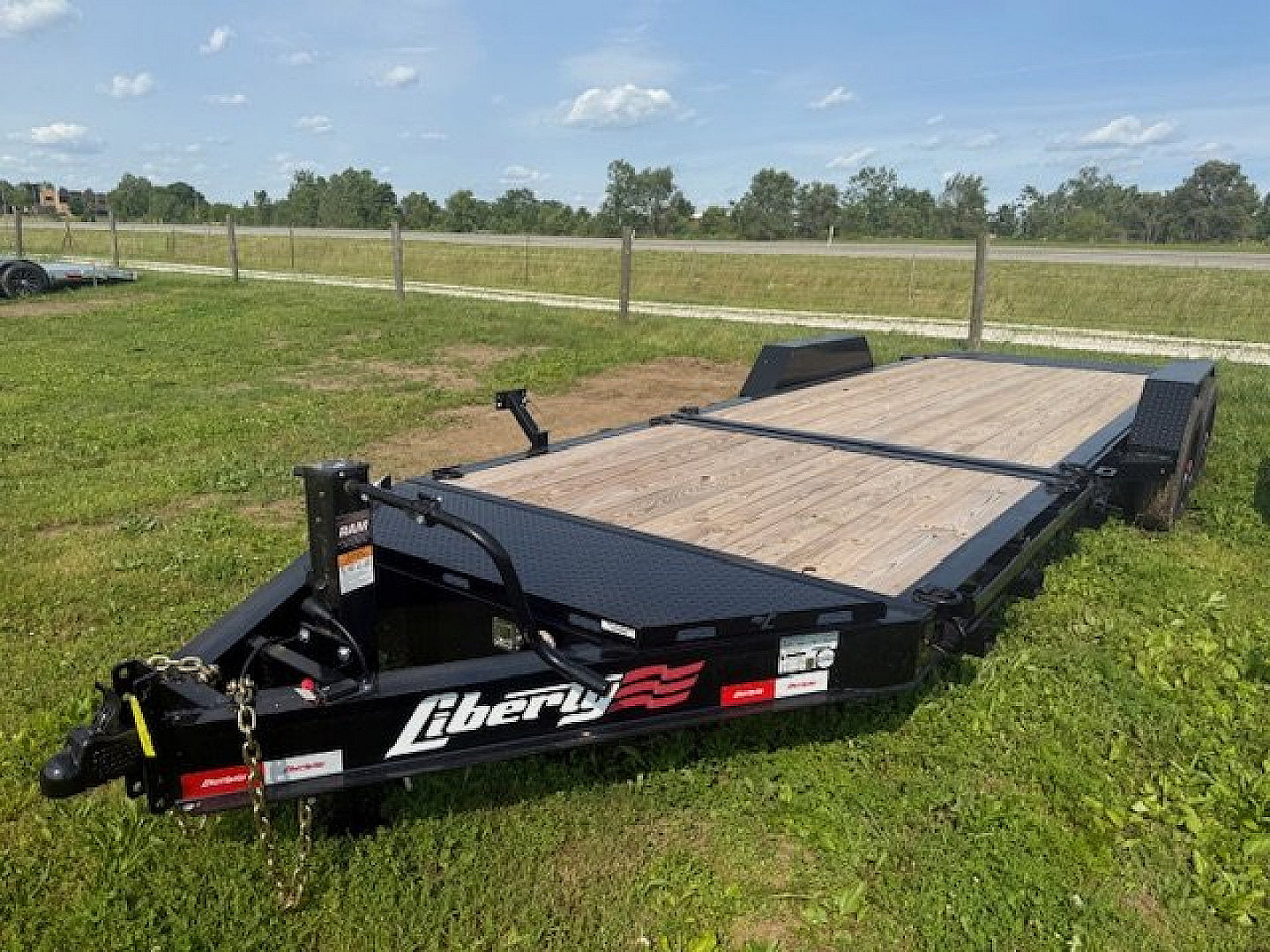 New 2026 Liberty 22' Tilt 16K Trailer 8" I BEAM (16' tilt +6' stationary) Tilt Trailer