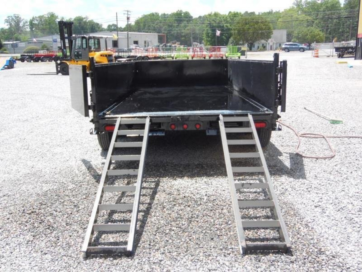 New 2026 Big Tex Trailers 7x14 16LP Heavy Duty Ultra Low Profile 17500 GVWR w/ Slide-In Ramps Dump Trailer