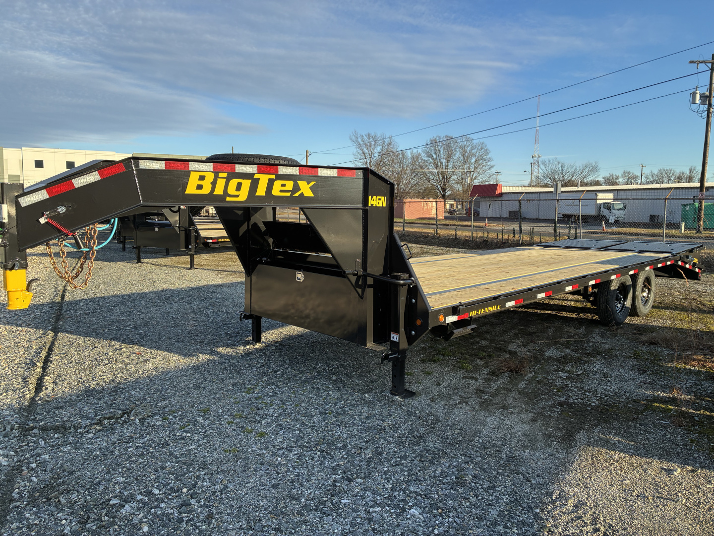 New 2026 Big Tex Trailers 20+5 14GN Single Wheel Tandem Gooseneck w/ Mega Ramps 15900 GVWR Flatbed Trailer