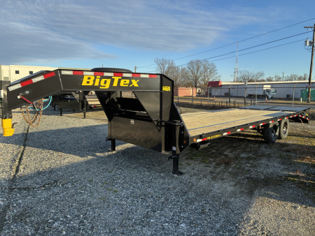 New 2026 Big Tex Trailers 20+5 14GN Single Wheel Tandem Gooseneck w/ Mega Ramps 15900 GVWR Flatbed Trailer