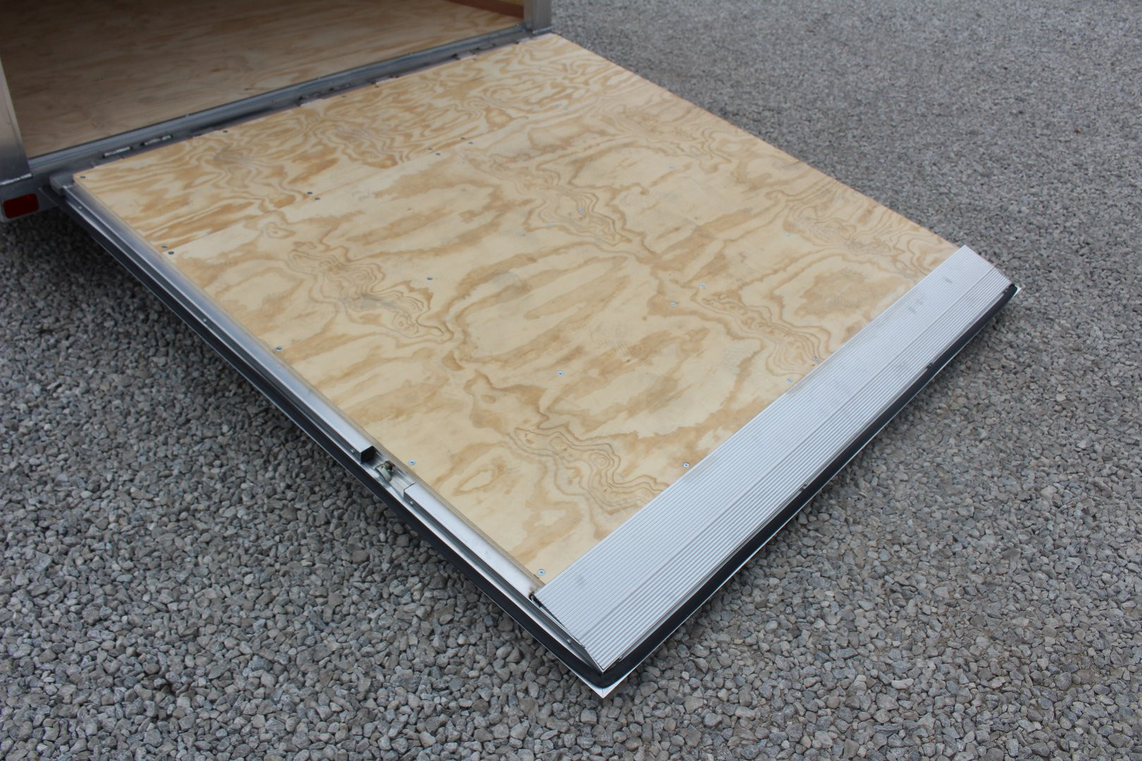 New 2026 NEO Trailers NAV 7' x 16' Aluminum Enclosed Cargo Trailer - RAMP DOOR - 6.5' INTERIOR HEIGHT - 7000# GVW