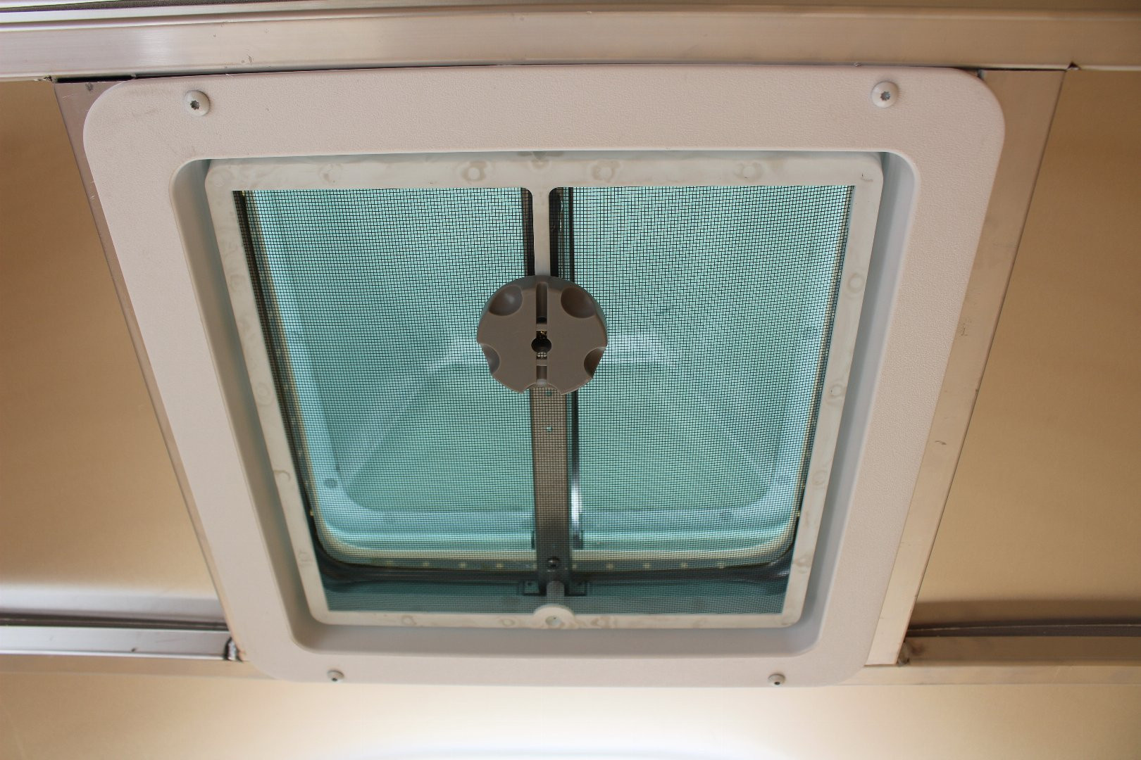 New 2026 NEO Trailers NAV 7' x 16' Aluminum Enclosed Cargo Trailer - RAMP DOOR - 6.5' INTERIOR HEIGHT - 7000# GVW