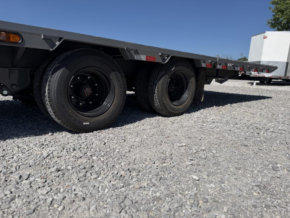New 2026 Delco Trailers 32FT Delco FH-30K Low Pro Dual Tandem Hydraulic Dovetail Flatbed Trailer