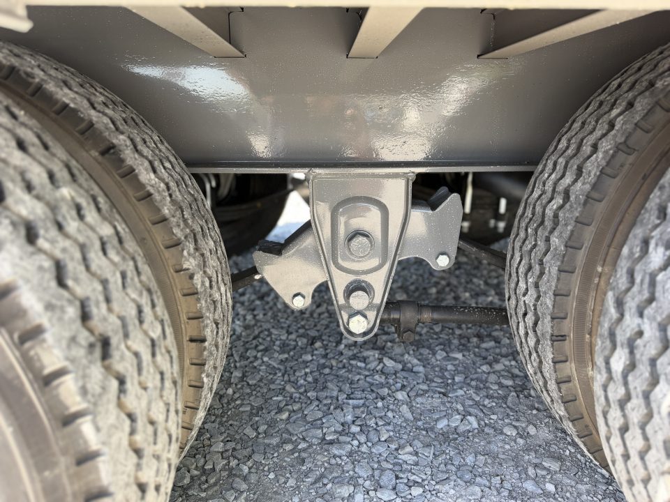 New 2026 Delco Trailers 32FT Delco FH-30K Low Pro Dual Tandem Hydraulic Dovetail Flatbed Trailer