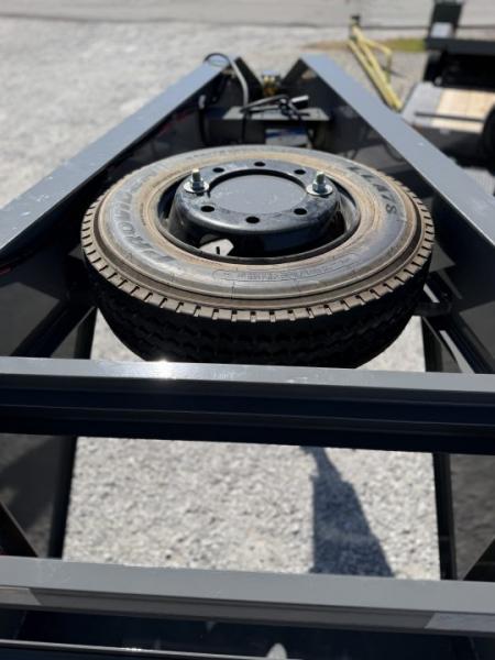 New 2026 Delco Trailers 32FT Delco FH-30K Low Pro Dual Tandem Hydraulic Dovetail Flatbed Trailer