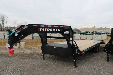 New 2026 PJ Trailers 25' MR 14K GVWR GN Equipment Trailer