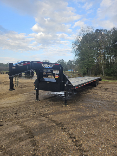 Used 2025 Top Hat 102 X40' Gooseneck, 2 Jumbo Ramps Flatbed Trailer