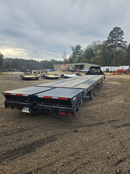 Used 2025 Top Hat 102"X40' Gooseneck, 2 Jumbo Ramps Flatbed Trailer