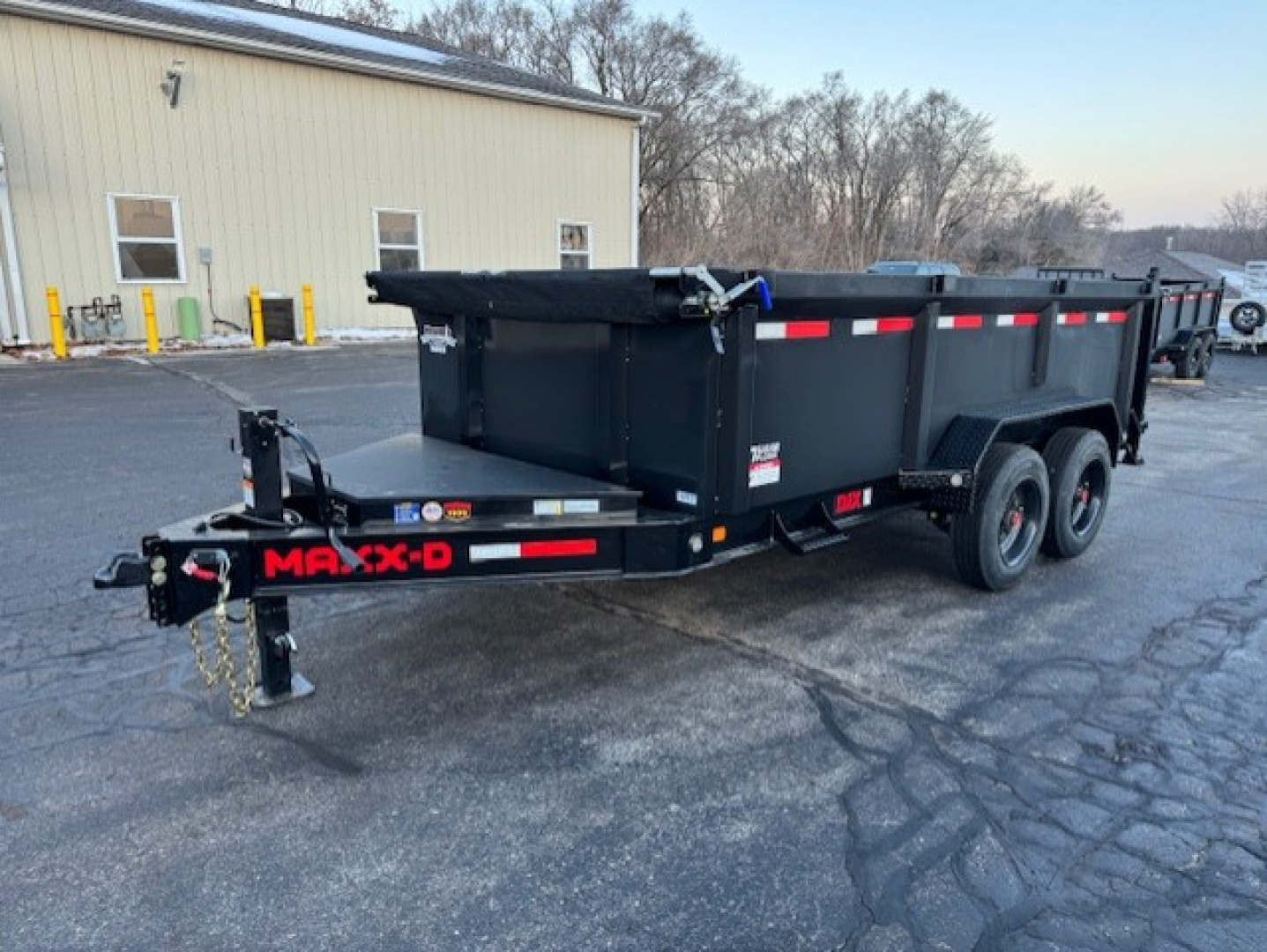 New 2026 MAXX-D DJB8314H Dump Trailer