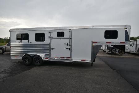 New 2027 Merhow Trailers 2+1 Horse Trailer