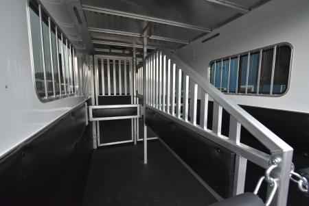 New 2027 Merhow Trailers 2+1 Horse Trailer