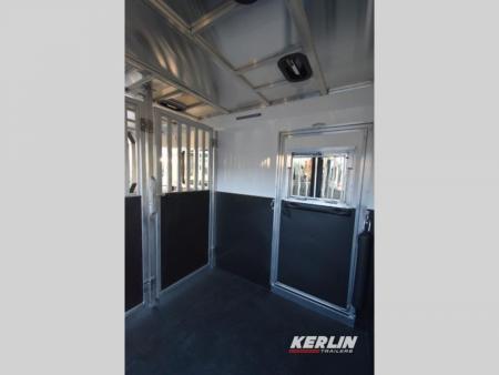 New 2027 Merhow Trailers 2+1 Horse Trailer
