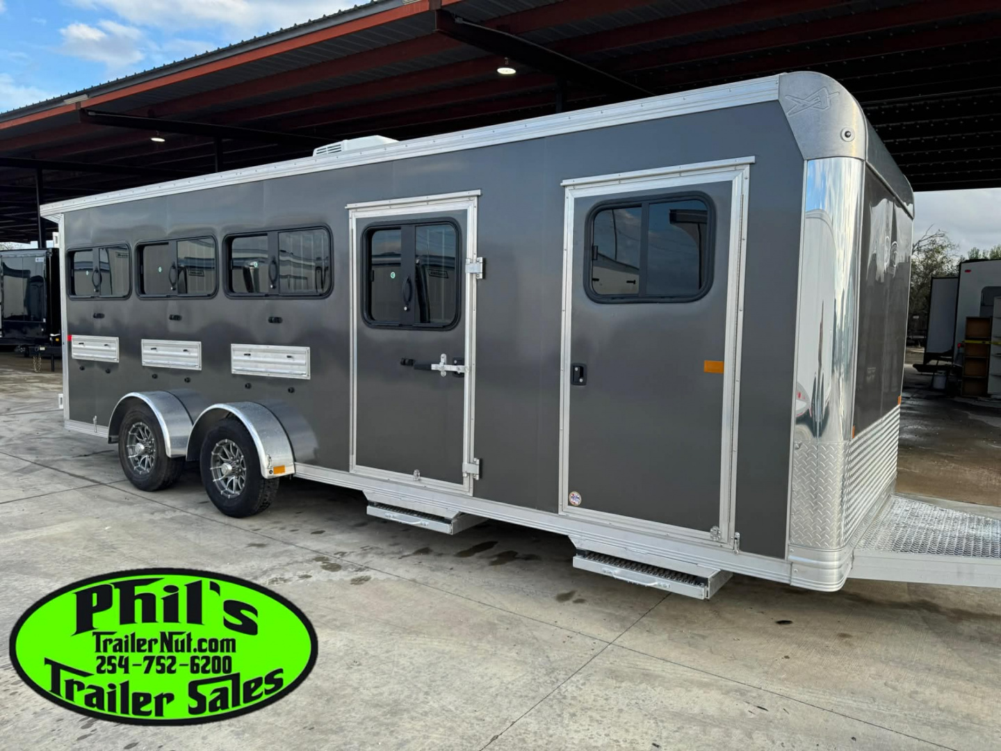 New 2026 Frontier Trailers 8 PEN LOW PRO LIVE STOCK TRAILER WITH