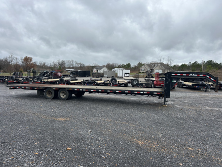 Used 2015 PJ Trailers 102"x35' 24k Hydraulic Dovetail Trailer
